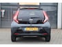 Toyota Aygo 1.0 VVT-i x-joy Automaat Camera/Apple/ClimateControl/LM velgen