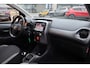 Toyota Aygo 1.0 VVT-i x-joy Automaat Camera/Apple/ClimateControl/LM velgen