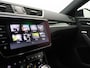 Skoda Superb Combi 1.4 TSI iV Laurin & Klement 218PK Pano-Schuifdak, Trekhaak, 360gr. Camera, 19" LM Velgen, Stoel-Stuurverwarming, Stoelkoeling, Elektrische stoelen met memory, Keyless, Matrix LED-Verlichting, Navi