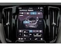 Volvo XC60 2.0 T6 Plug-in hybrid AWD Ultimate Dark | R-DESIGN | LUCHTVERING | PANORAMADAK | TREKHAAK | HARMAN/KARDON