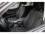 BMW 3-Serie 320i Essential / NL-auto / Navi+PDC / Rijklaarprijs / 12mnd Bovag garantie