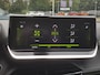 Peugeot 2008 1.2 130pk GT-Line Apple Carplay & Android Auto | Afneembare TREKHAAK | Navigatie | Achteruitrijcamera | Stoelverwarming | 4S banden | P-hulp |LMV