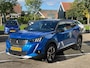 Peugeot 2008 1.2 130pk GT-Line Apple Carplay & Android Auto | Afneembare TREKHAAK | Navigatie | Achteruitrijcamera | Stoelverwarming | 4S banden | P-hulp |LMV