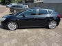Opel Astra 1.6 TURBO SPORT, LICHTMETAAL,SFEERVERLICHTING, COMPLETE AUTO.