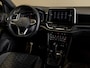 Volkswagen T-Roc 1.5 TSI R-Line Edition / 150pk / Stoel en stuur verwarming / Achteruitrij camera / Keyless /