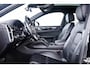Porsche Cayenne Coupé 3.0 E-Hybrid Comfortstoelen - Stoelverwarming - stoelventilatie - Adaptieve luchtvering - Privacybeglazing - Adaptieve cruise control - Soft-Close - Digitale radio