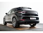 Porsche Cayenne Coupé 3.0 E-Hybrid Comfortstoelen - Stoelverwarming - stoelventilatie - Adaptieve luchtvering - Privacybeglazing - Adaptieve cruise control - Soft-Close - Digitale radio