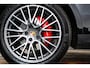 Porsche Cayenne Coupé 3.0 E-Hybrid Comfortstoelen - Stoelverwarming - stoelventilatie - Adaptieve luchtvering - Privacybeglazing - Adaptieve cruise control - Soft-Close - Digitale radio
