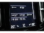 Volvo XC40 1.5 T5 Plug-in hybrid Plus Dark Facelift | Elek. stoelen +  geheugen | H&K Audio | Camera  | Stoel + stuurverw. |