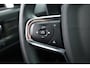 Volvo XC40 1.5 T5 Plug-in hybrid Plus Dark Facelift | Elek. stoelen +  geheugen | H&K Audio | Camera  | Stoel + stuurverw. |