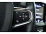 Volvo XC40 1.5 T5 Plug-in hybrid Plus Dark Facelift | Elek. stoelen +  geheugen | H&K Audio | Camera  | Stoel + stuurverw. |