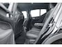 Volvo XC40 1.5 T5 Plug-in hybrid Plus Dark Facelift | Elek. stoelen +  geheugen | H&K Audio | Camera  | Stoel + stuurverw. |