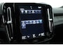 Volvo XC40 1.5 T5 Plug-in hybrid Plus Dark Facelift | Elek. stoelen +  geheugen | H&K Audio | Camera  | Stoel + stuurverw. |