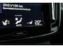 Volvo XC40 1.5 T5 Plug-in hybrid Plus Dark Facelift | Elek. stoelen +  geheugen | H&K Audio | Camera  | Stoel + stuurverw. |