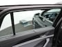 Volkswagen Passat Variant 1.5 eTSI Business Automaat - Navigatie - ACC - Stoelverwarming - Camera - Side Assist - LED