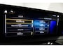 Mercedes-Benz CLA 220 AMG Line / CLA45 AMG Diffuser / Panamericana Grille / Panoramadak / Sfeerverlichting / Stoelverwarming / LED High Performance / 19'' LMV / Augmented Reality Video / Navigatie / Widescreen / Lane Assist