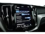 Volvo XC60 2.0 T6 Plug-in hybrid AWD R-Design | Facelift | Long Range | Pano-dak | 21 inch | Sportstoelen | 360 camera | ACC | Standkachel