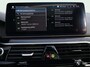 BMW 5-Serie 530E M SPORT / PANODAK / LEDER / STOELVW / CARPLAY / 18"