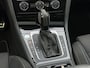 Volkswagen Golf 2.0 TSI 4Motion R VIRTUAL/AKRA/PANO/DYNAUDIO/ALCANTARA/DCC/BLIND-SPOT/LANE-ASSIST
