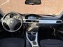 BMW 3-Serie 318i Business Line BI-XENON/NAVI/CRUISE/PDC/NAP!