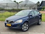 Volvo XC60 2.0 T5 Ocean Race AUT/BI-XENON/NAVI/CRUISE/LEDER/TREKHAAK/GARANTIE