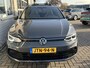 Volkswagen Golf Variant 1.5 eTSI R-Line / AUTOMAAT/ PANO/ 2X R-LINE/ IQ. LIGHT V & A/ STUUR + STOEL VERWARM./ CAMERA/ ACC/ APP CONNECT/ RIJ-MODI/ DIGITAL DASH/ NAVI/ CLIMA/ DAB/ 17'' LMV