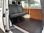 Volkswagen Transporter Kombi 2.0 TDI L1H1 140pk DSG Automaat Btw en bpm vrij 9 persoons Trekhaak Airco Cruisecontrole ex overheidsauto Dealer onderhouden 1e eigenaar Euro 5 Groeps vervoer Taxi Personenbus Tourer Combi Minivan