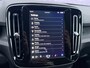Volvo EX40 Single Motor Extended Range Plus 82 kWh | Trekhaak | Stuurverwarming | Stuurverwarming | ALL Season banden | Warmtepomp | 19" velgen |