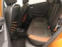 Renault Captur TCe 130 Intens | Trekhaak | R-link navigatie | Two-tone metaalkleur | Climate Control | Parkeersensoren rondom met achteruitrijcamera | Lichtmetalen velgen |