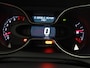 Renault Captur TCe 130 Intens | Trekhaak | R-link navigatie | Two-tone metaalkleur | Climate Control | Parkeersensoren rondom met achteruitrijcamera | Lichtmetalen velgen |