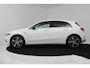 Mercedes-Benz A-klasse 250 e Business Solution AMG Limited (SFEERVERLICHTING, STOELVERWARMING, ACHTERUITRIJCAMERA, NAVIGATIE)