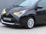 Toyota Aygo 1.0 VVT-i X-Play - Black Sand Pearl - Camera/Carplay - Aygo Aktie x6 v.a. €8.995