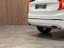 Volvo XC90 T8 AWD Recharge Inscription Stoelventilatie | 360° Camera | Harman Kardon | Schuifdak | Adaptieve Cruise Control | 22 Inch | Stankachel met Volvo On Call App | Stoel en Stuurwielverwarming | Full LED Meesturende koplampen | Pilot Assist | BLIS Dode Hoek Detectie | Elektrische voorstoelen geheugen | Nappa Lederen bekleding | Zitting verlenging voorstoelen | Lederen dashboard | Keyless Drive | Parkeersensoren voor+achter | Privacy Glass | Elektrisch bedienbare achterklep | Geïntegreerde zongordijnen achterportieren | Verlichte instaplijsten | 7-Persoons | 4-Zone Climate Control | DAB Radio | Apple Carplay/Android Auto | Crystal White Metallic |