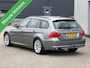 BMW 3-Serie Touring 320i Business Line inruil mogelijk