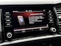 Skoda Kodiaq 1.5 TSI Sportline Automaat | Panoramadak | LED verlichting | Stoel & Stuurwielverwarming | Adaptieve cruise control | Sfeerverlichting | Elektrisch verstelbare bestuurdersstoel | Achteruitrijcamera m