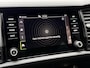 Skoda Kodiaq 1.5 TSI Sportline Automaat | Panoramadak | LED verlichting | Stoel & Stuurwielverwarming | Adaptieve cruise control | Sfeerverlichting | Elektrisch verstelbare bestuurdersstoel | Achteruitrijcamera m