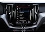 Volvo XC60 Recharge T8 AWD R-Design | Pano. Dak | Standkachel met app | Keyless | Premium Audio | Stoel/Stuurwiel verwarming | Carplay |