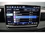 Volkswagen Tiguan R-Line Edition 1.5 TSI eHybrid 272pk DSG Automaat Trekhaak, Panoramadak, Adaptive cruise control, Navigatie, Achteruitrijcamera, Elektrische achterklep