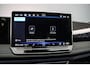 Volkswagen Tiguan R-Line Edition 1.5 TSI eHybrid 272pk DSG Automaat Trekhaak, Panoramadak, Navigatie, Adaptive cruise control, Achteruitrijcamera, Elektrische achterklep