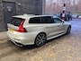 Volvo V60 T6 Recharge R-Design | HEICO SPORTIV | Panoramadak | ACC | Head-Up | harman/kardon | Trekhaak
