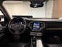 Volvo XC90 T8 AWD Recharge Plus Bright Long Range Trekhaak | 360 Camera | All Season banden | Harman Kardon | 455pk | Adaptieve Cruise Control | Standkachel met Volvo On Call App | Stoelverwarming voor+achter | Stuurwielverwarming | Schuifdak | Full LED Meesturende koplampen | Pilot Assist | BLIS Dode Hoek Detectie | Elektrische voorstoelen geheugen | Lederen bekleding | Zitting verlenging voorstoelen | Lederen dashboard | 20 Inch | Google Infotainment | Keyless Drive | Parkeersensoren voor+achter | Privacy Glass | Elektrisch bedienbare achterklep | Geïntegreerde zongordijnen achterportieren | Geïntegreerd kinderzitje achterin | Verlichte instaplijsten | 7-Persoons | 4-Zone Climate Control | DAB Radio | Alarm Klasse III | Draadloos telefoon opladen | Denim Blue Metallic |