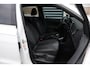 Volkswagen T-Cross 1.0 TSI 115pk DSG R-Line | Keyless Entry | Navigatie & Carplay | Stoelverwarming |