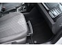 Volkswagen T-Cross 1.0 TSI 115pk DSG R-Line | Keyless Entry | Navigatie & Carplay | Stoelverwarming |