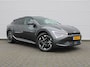 Kia EV6 Light Edition 63 kWh | Stuur-/stoelverwarming | Camera | 19" LM | LED | Adap. Cruise | Clima | Draadloze telefoonlader | 17% bijtelling |