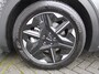 Kia EV6 Light Edition 63 kWh | Stuur-/stoelverwarming | Camera | 19" LM | LED | Adap. Cruise | Clima | Draadloze telefoonlader | 17% bijtelling |
