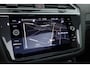 Volkswagen Tiguan 1.5 TSI R-Line DSG | Pano | Elek. Trekhaak | Camera | Stoel- Stuurverw. | Keyless | Navi | CarPlay