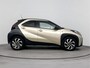 Toyota Aygo X 1.0 VVT-i S-CVT Pulse Bi-Tone | Stoelverwarming | Parkeercamera | Apple Carplay / Android Auto |