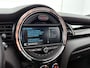 MINI Cooper Mini 1.5 Marylebone | Panorama dak | Climate control | Bluetooth | Leder | Parkeer sensoren | 2-Tone | LMV | Harman Kardon | Keyless entry