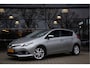 Toyota Auris 1.2T Trend , Achteruitrijcamera, Panoramadak, Navigatie,