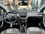 Peugeot 2008 1.6 VTi 120pk Féline | Trekh. | Pano | Alcantara | Climate | LMV | NL Auto |